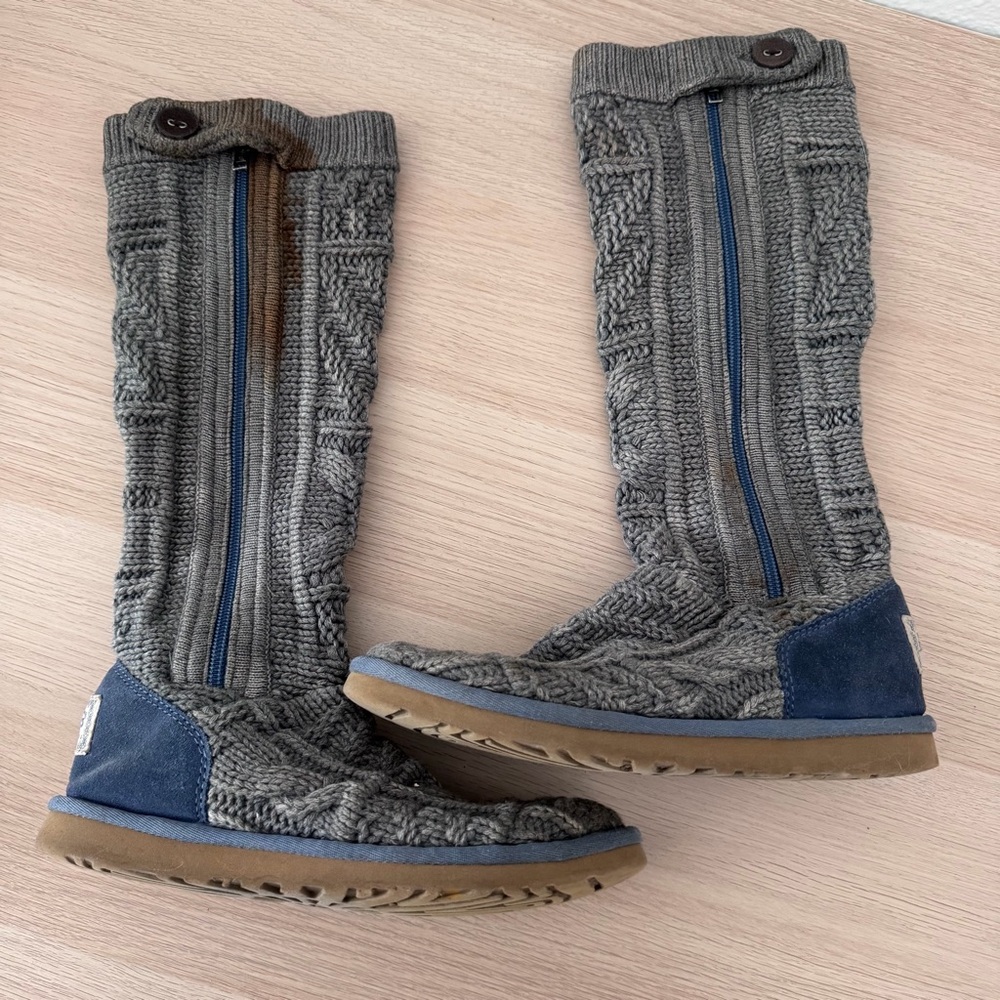 UGG Cable Knit Slippers - Gray and Blue - Picture 2 of 10